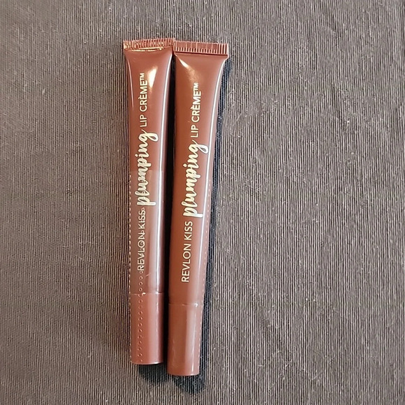 (2) Revlon Kiss Plumping Lip Creme-515 Almond Suede - Picture 1 of 2